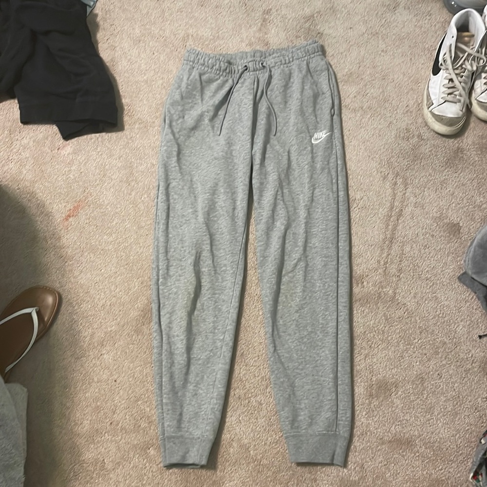 Grey Nike sweatpants